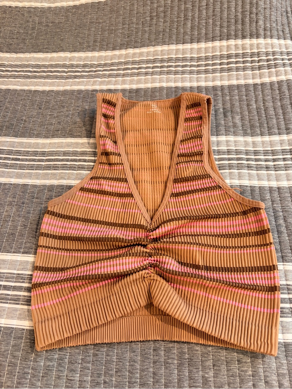 NWOT Aerie Women’s Small V-Neck Crop Tank Top in Tan with Pink Stripes